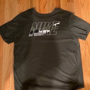 Green Nike Tee (L)